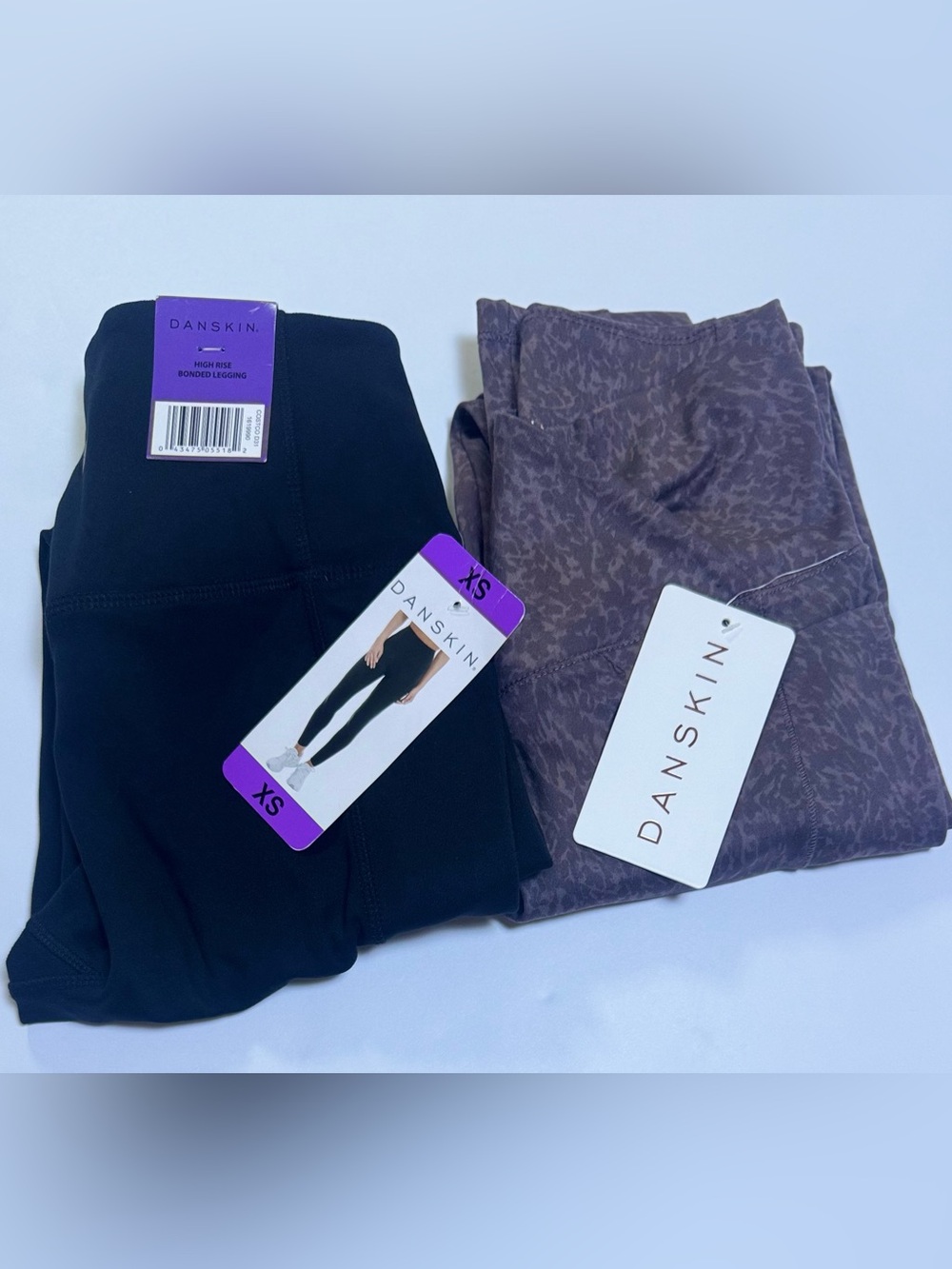 Danskin Women’s XS Leggings Lot of 2 NWT Black 7/8 + Plum Print High Rise